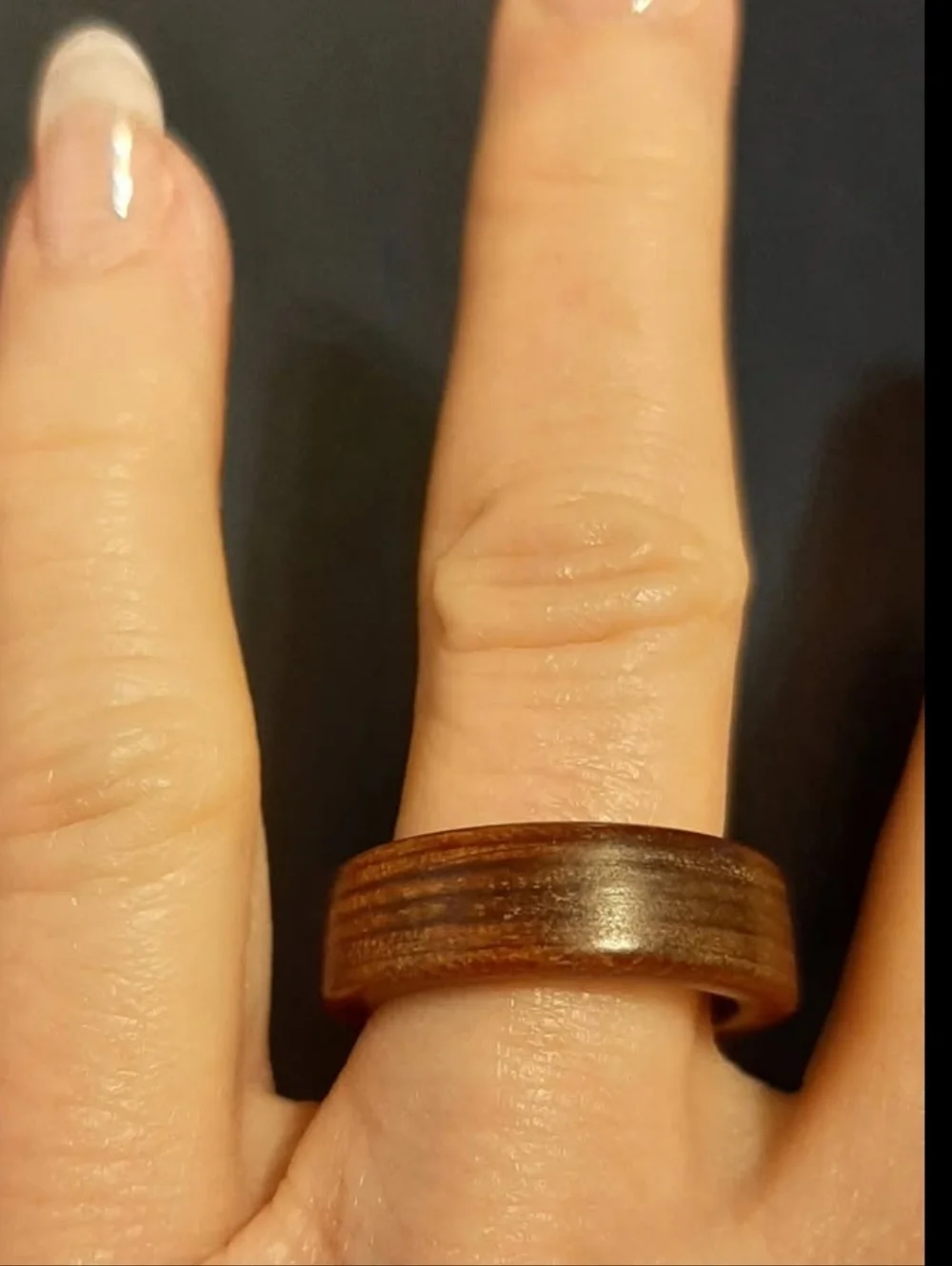 Vintage/Antique Full Around Wooden Ring approx size 6